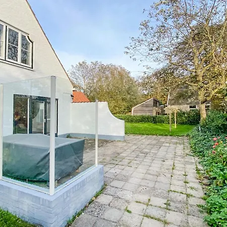 Holiday home Pet Friendly Home In Bergen Aan Zee *